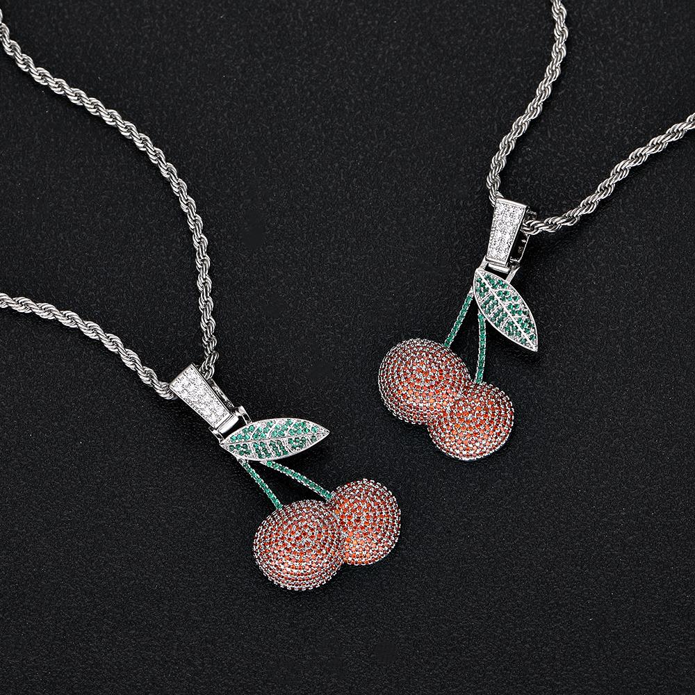 תליון אימוג'י דובדבן כסף