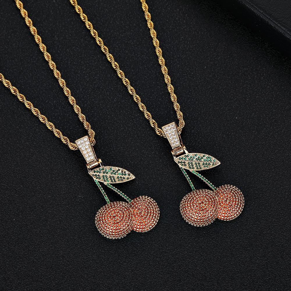 תליון אימוג'י דובדבן זהב