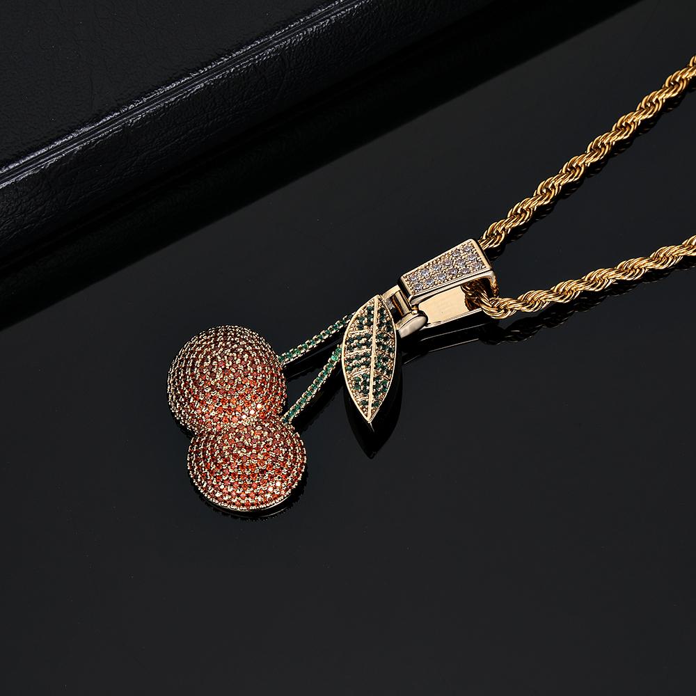 תליון אימוג'י דובדבן זהב