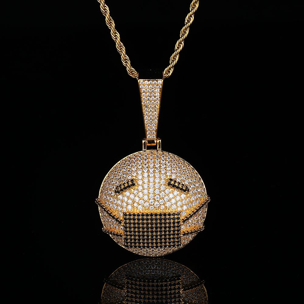 תליון מאסק און זהב